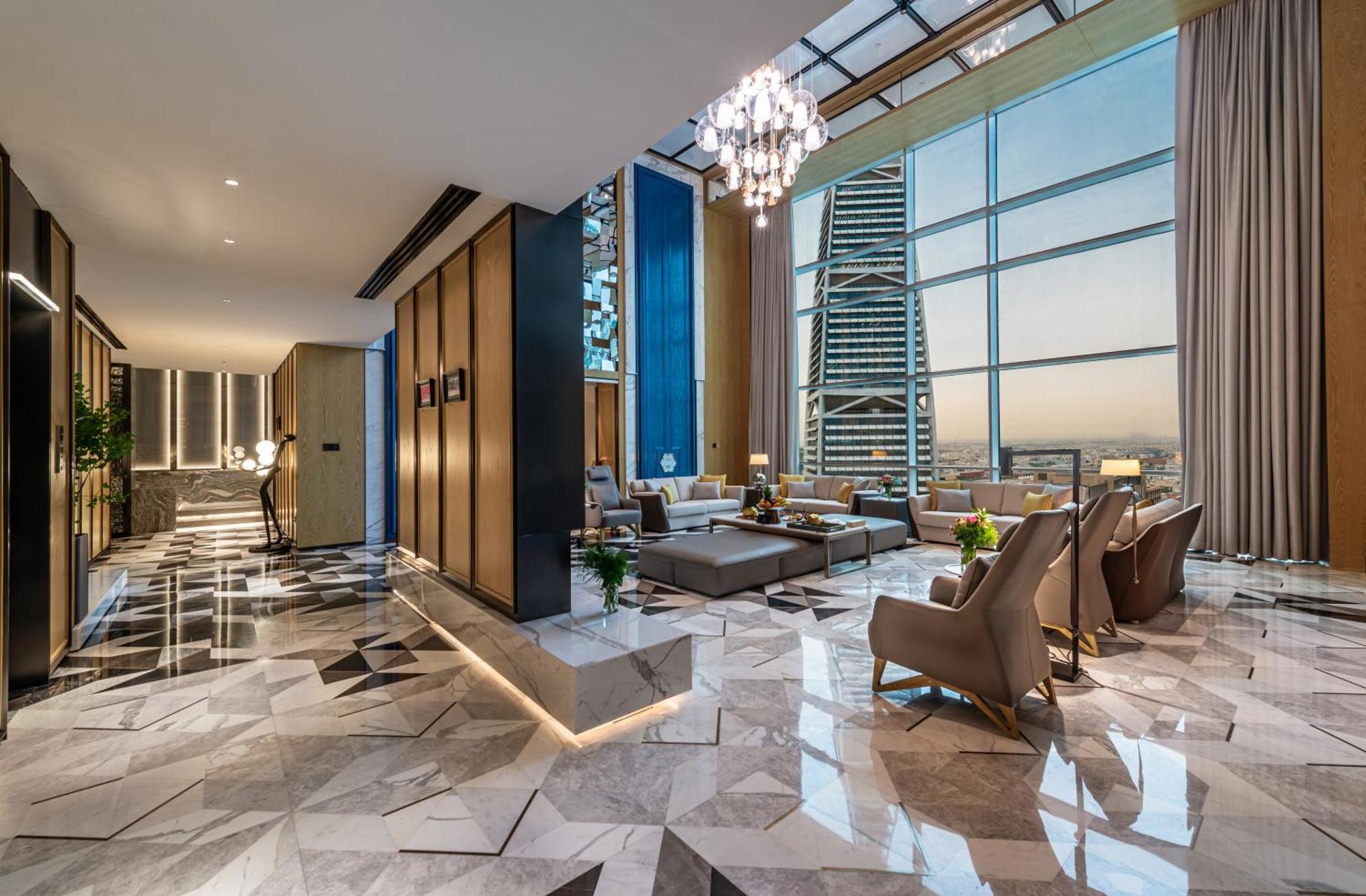Narcissus The Royal Hotel Riyadh Exterior photo The Sky Lounge
